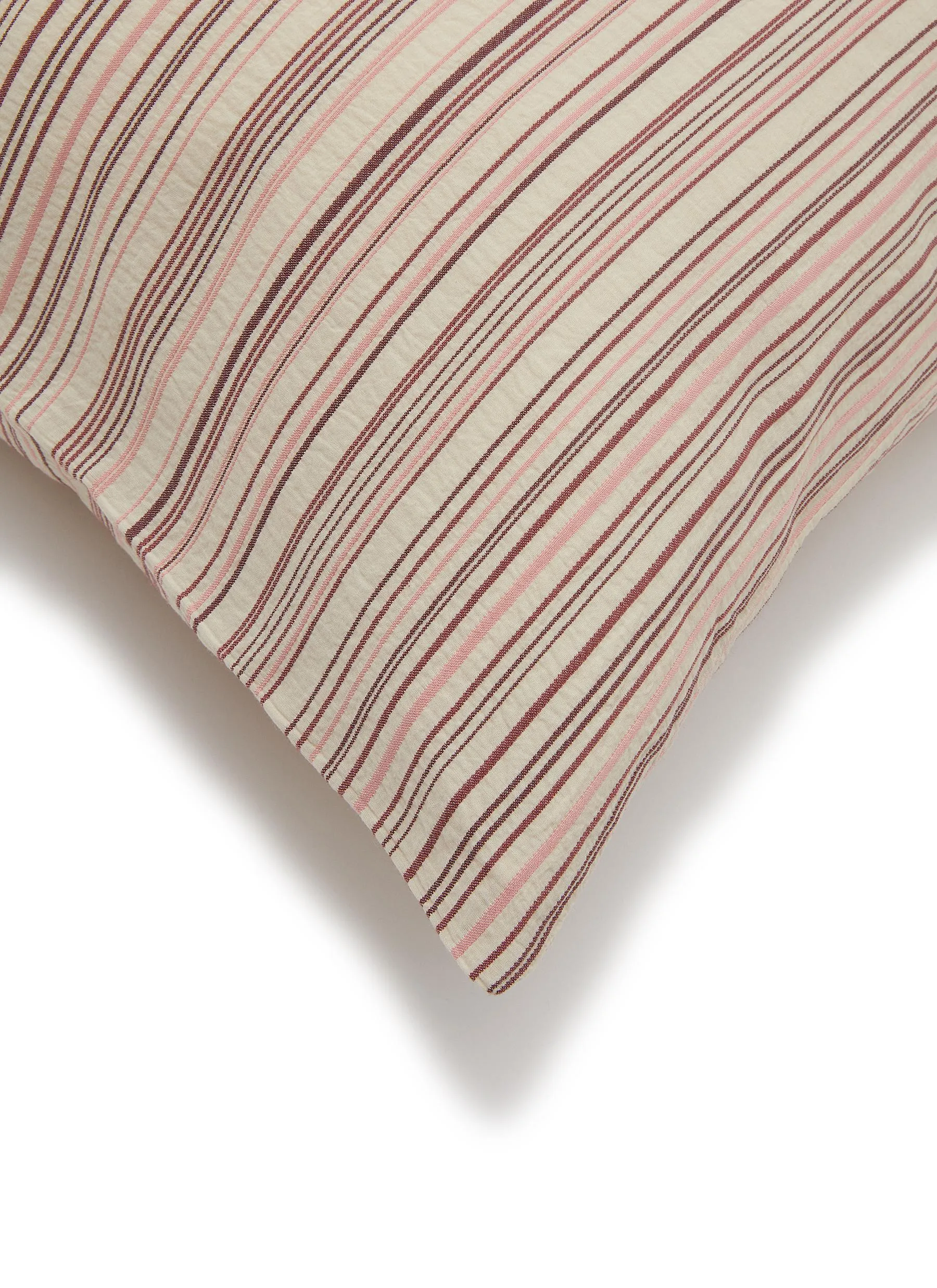 -----------SOCIETY LIMONTA  ---- ------------ ----Rows Cotton Pillowcase Set of 2 — Verbena --