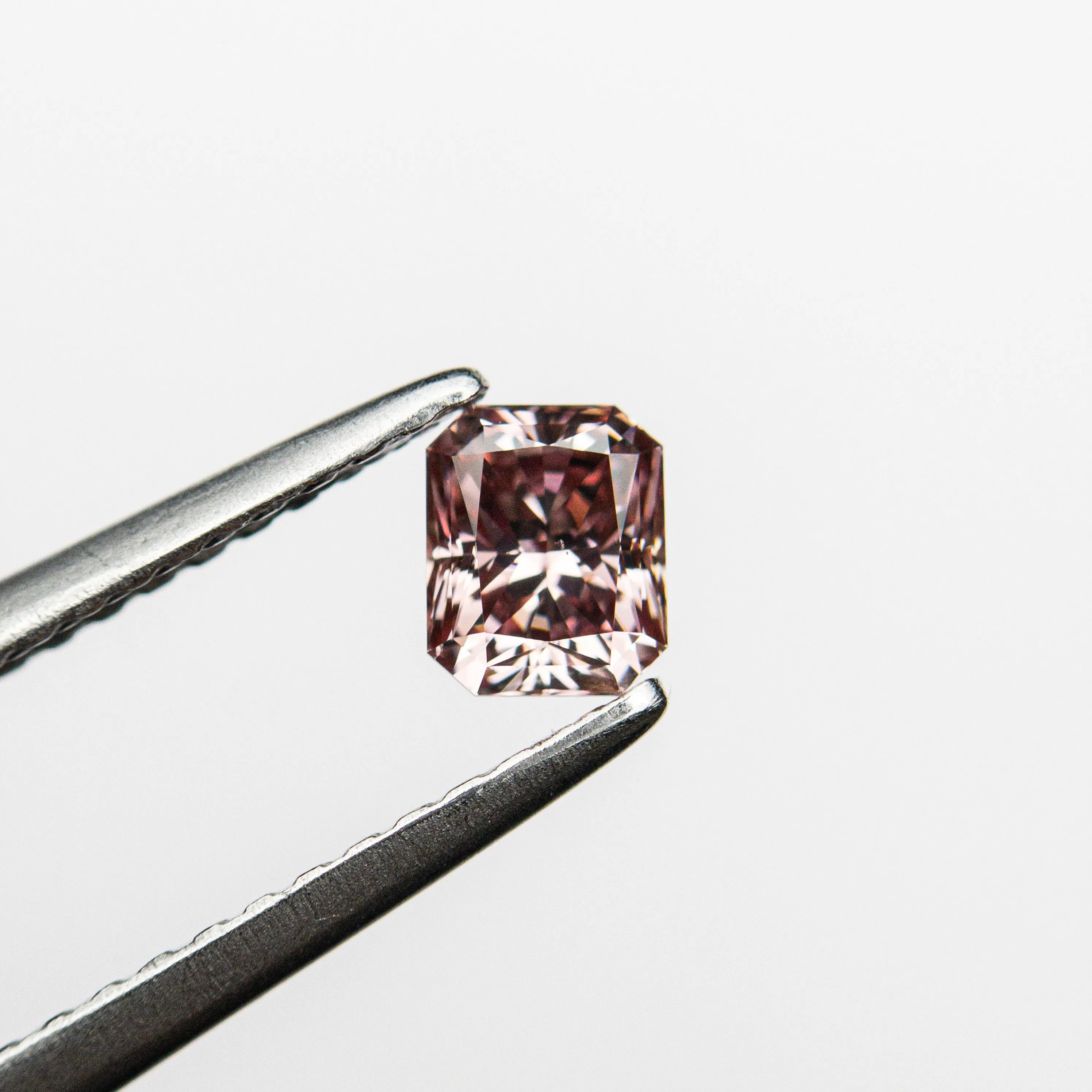 0.35ct 4.40x3.60x2.73mm GIA SI1 Fancy Deep Pink Cut Corner Rectangle Brilliant 24155-01