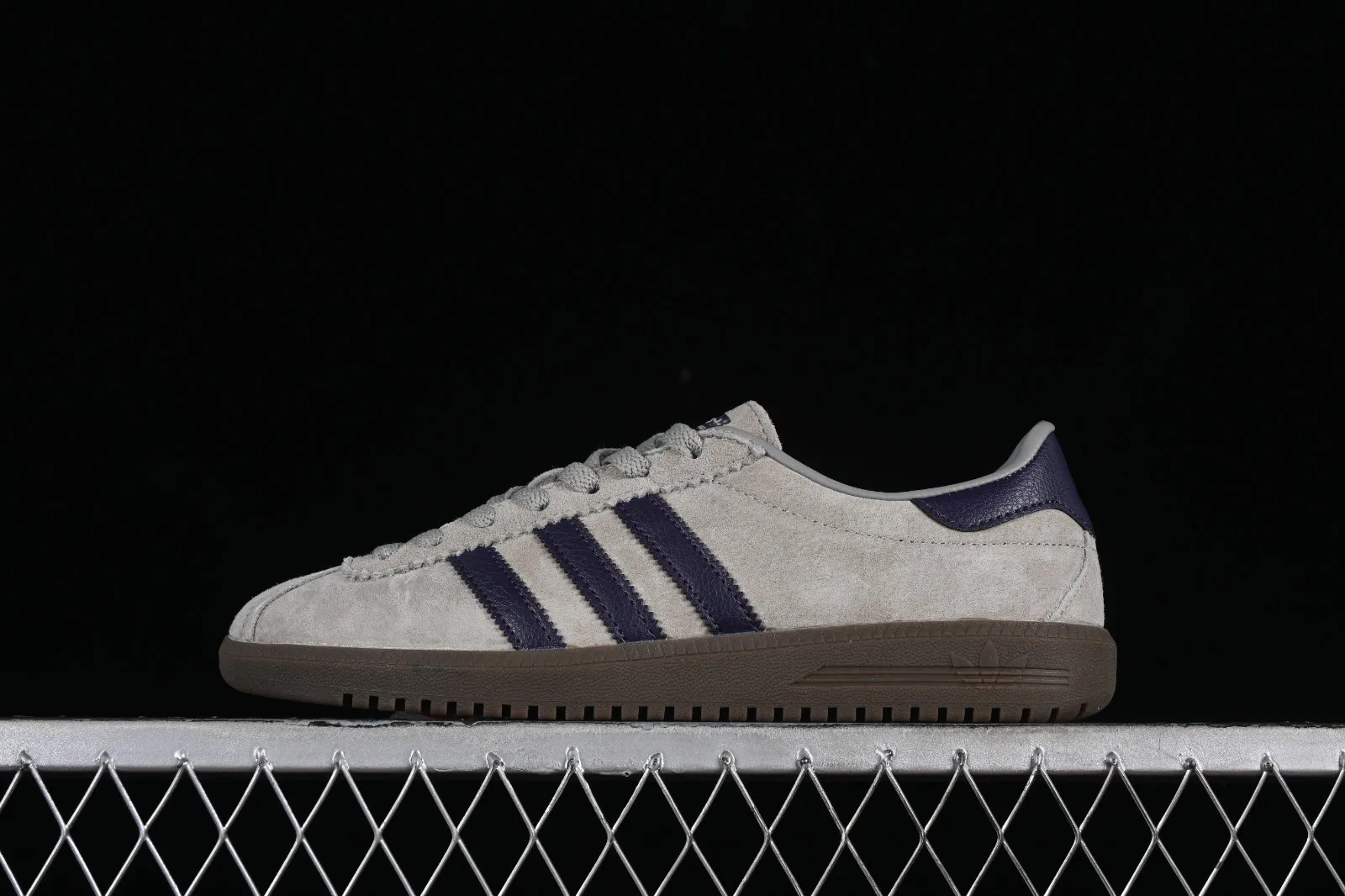 Adidas Originals Bermuda Wolf Grey Navy Blue Brown JI4280