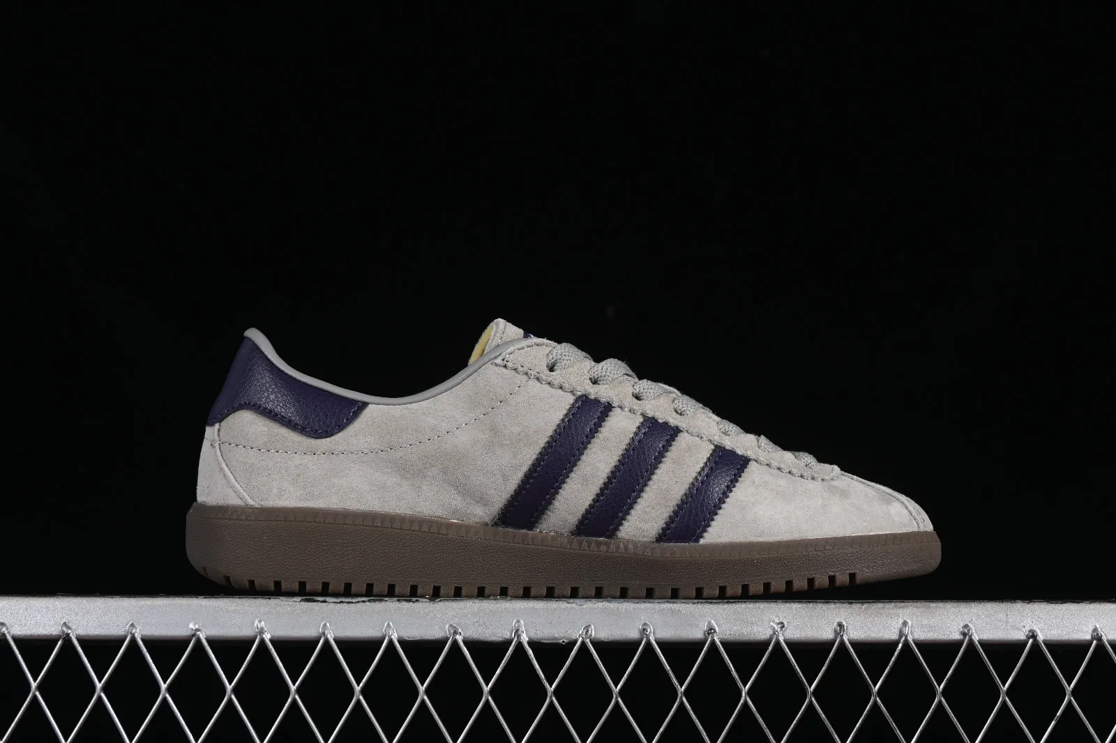 Adidas Originals Bermuda Wolf Grey Navy Blue Brown JI4280