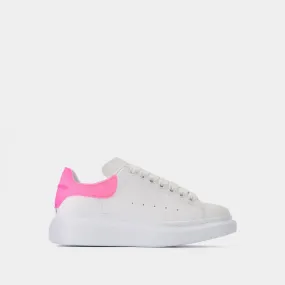 Alexander McQueen  Oversize Sneakers in White/Pink Leather