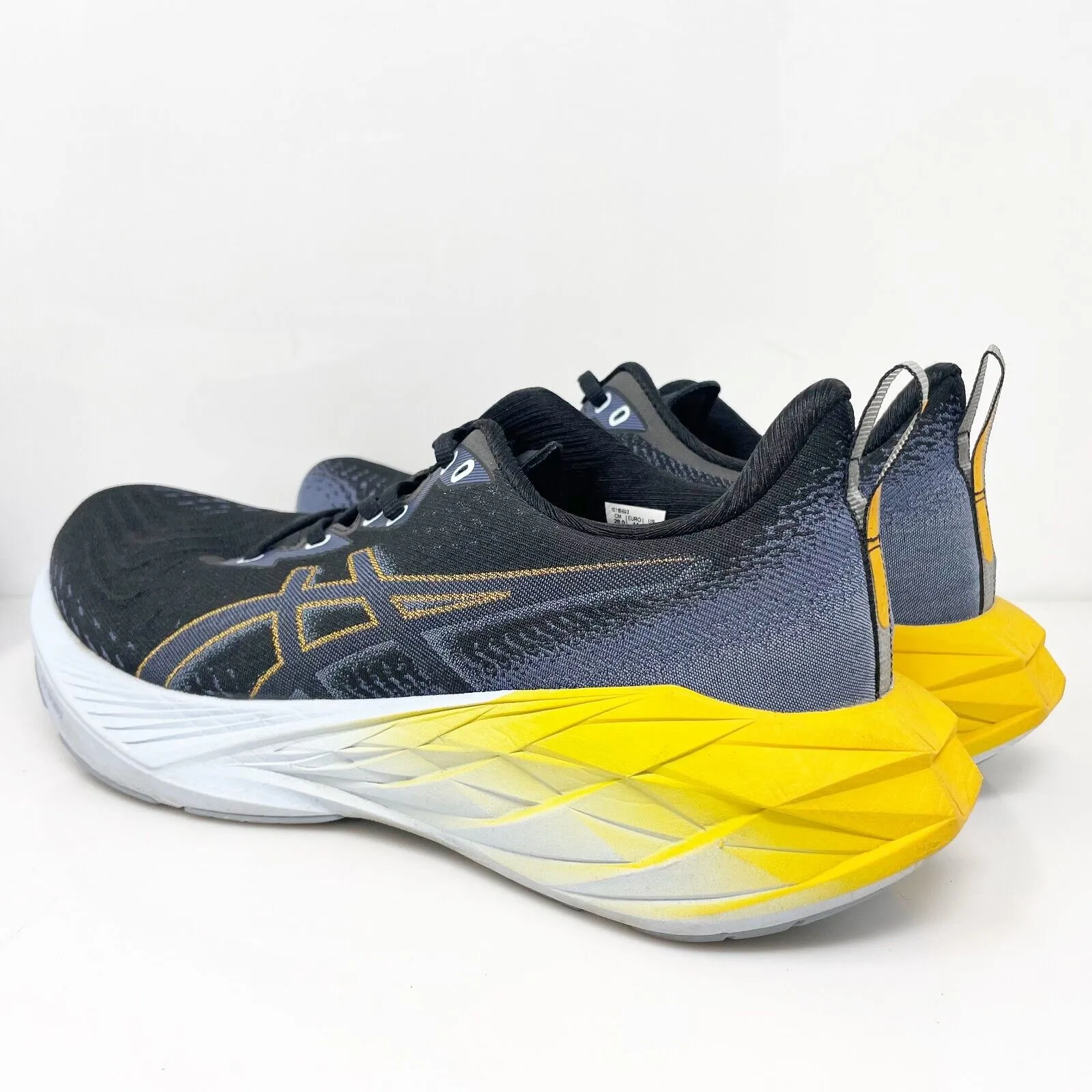 Asics Mens Novablast 4 1011B693 Black Running Shoes Sneakers Size 10
