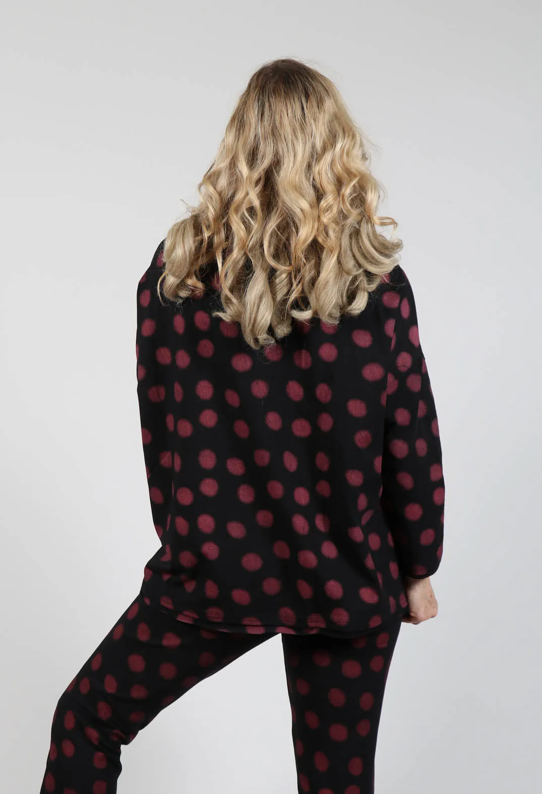 Asymmetrical Top in Red Pois