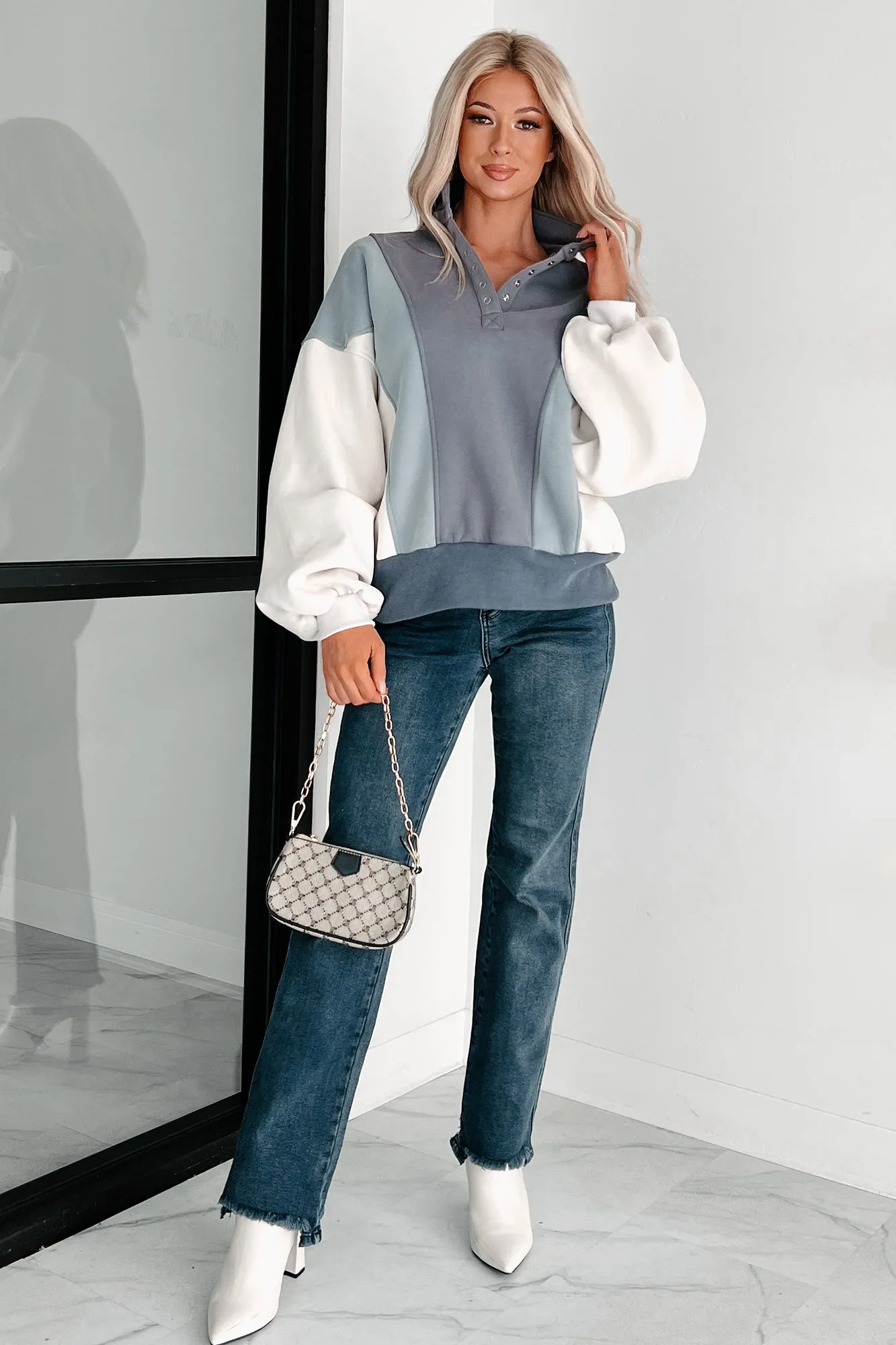 Blizzard Blues Colorblock Pullover Sweatshirt (Blue Multi)