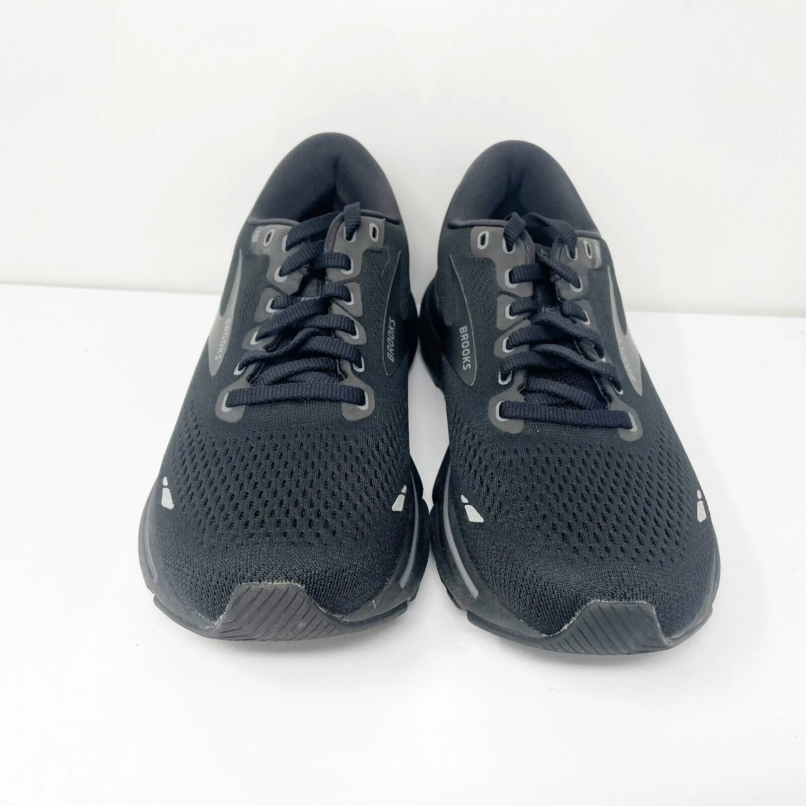 Brooks Women's Ghost 15 1203801B020 Black Running Shoes Sneakers Size 8.5 B