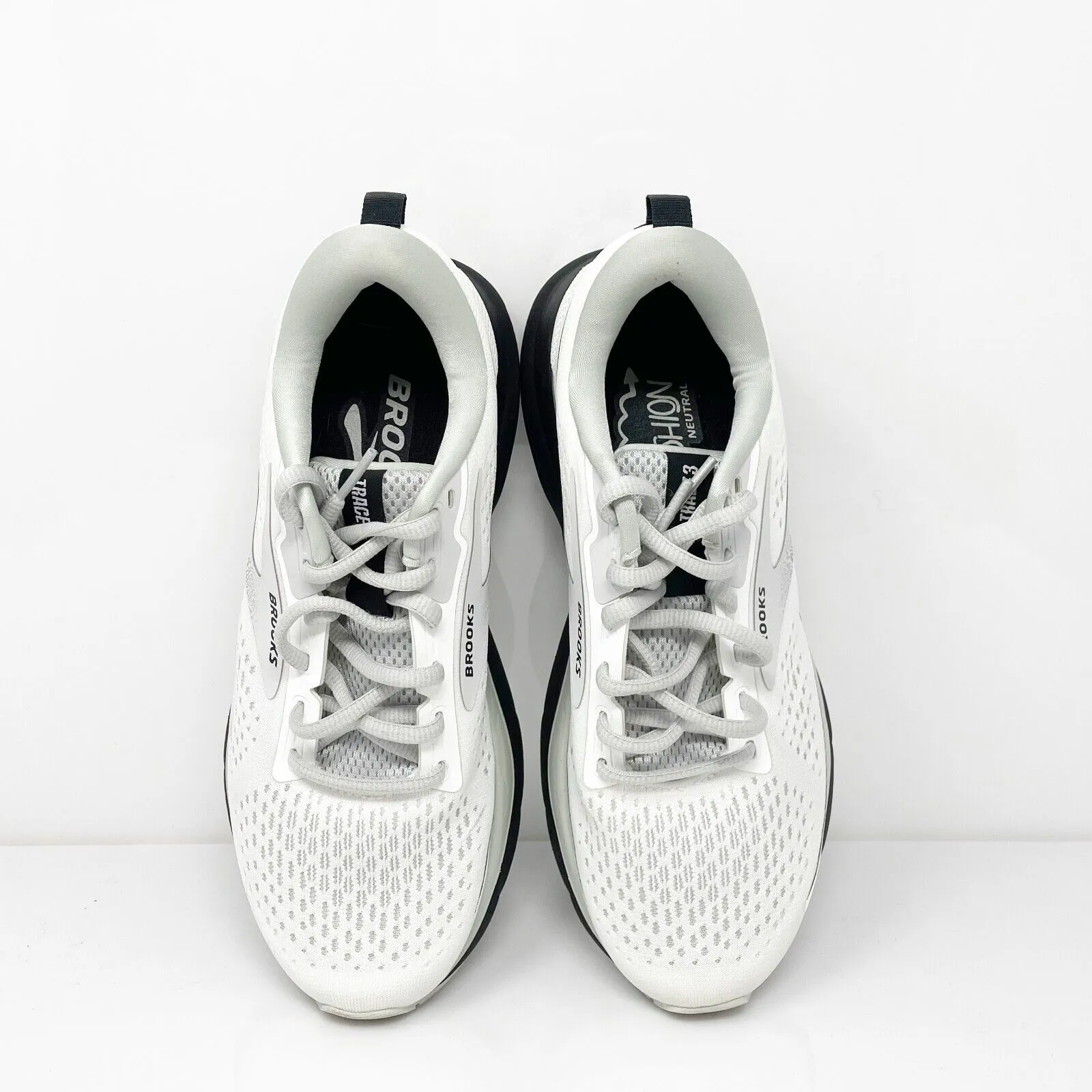 Brooks Womens Trace 3 1204011B191 White Running Shoes Sneakers Size 7 B