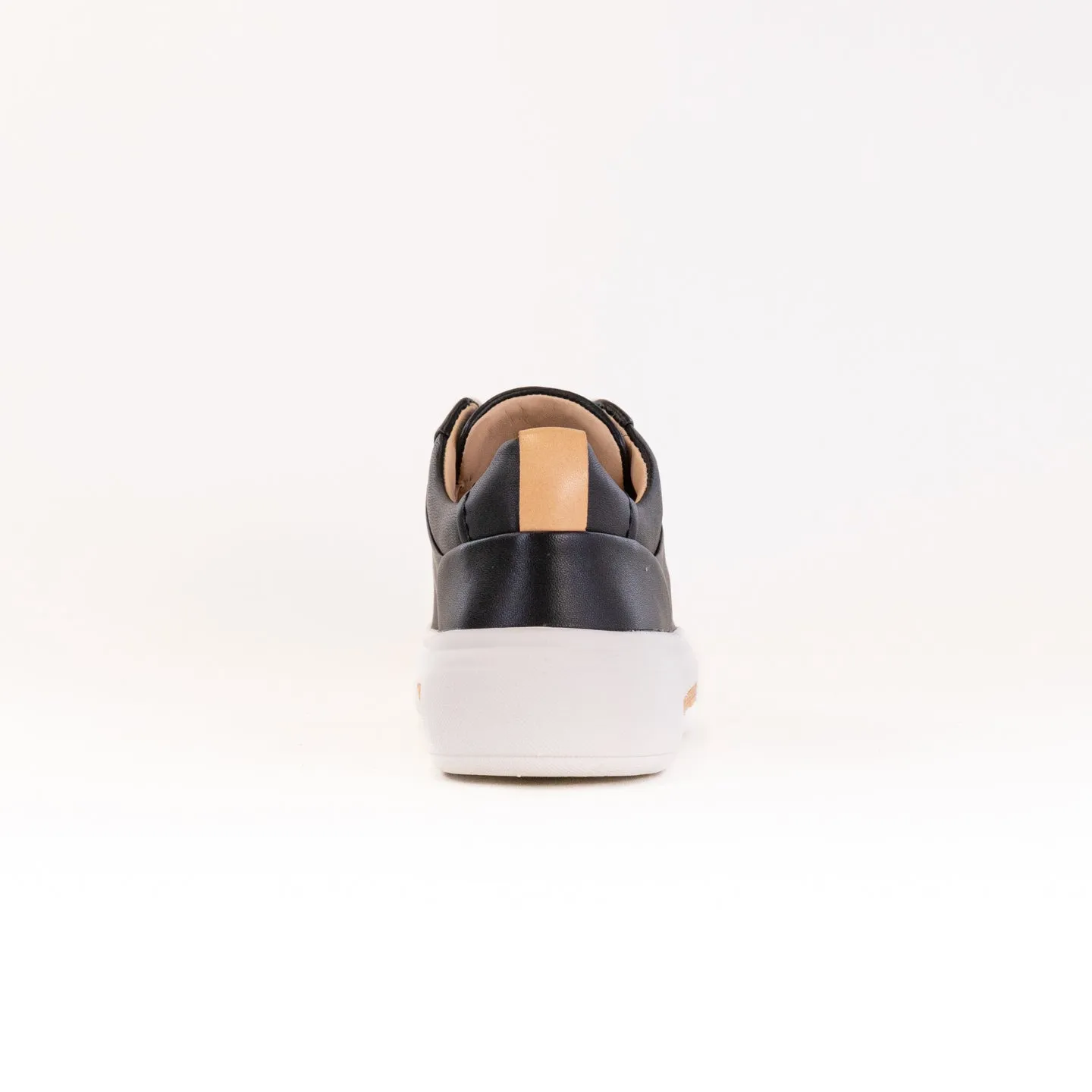 Clarks Hollyhock Walk (Women's) - Black Leather