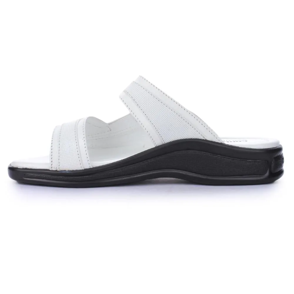 Coolers Casual (White) Slippers For Men 2050-01 By Liberty