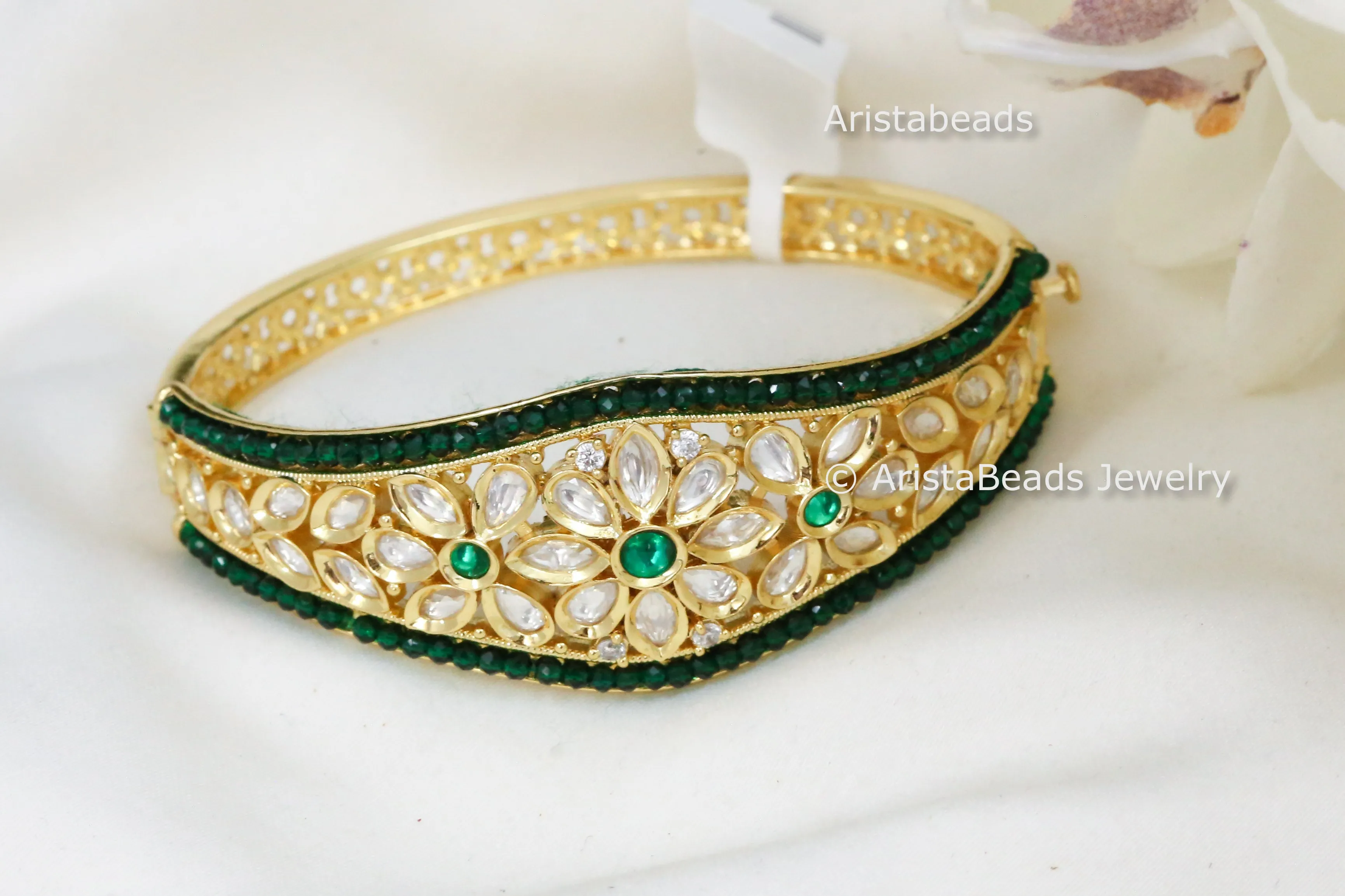 Dainty Foil Kundan Bracelet - Green