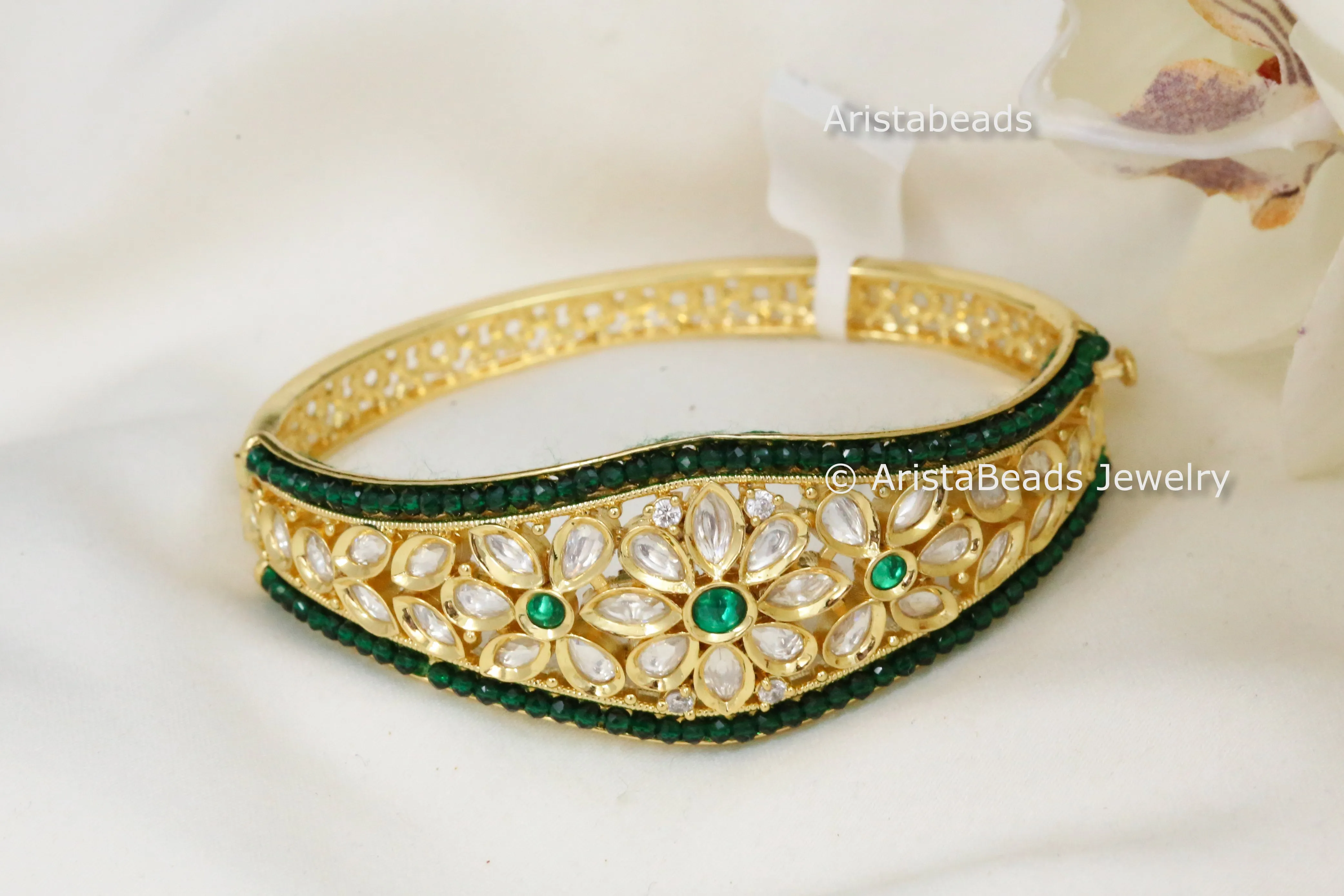 Dainty Foil Kundan Bracelet - Green