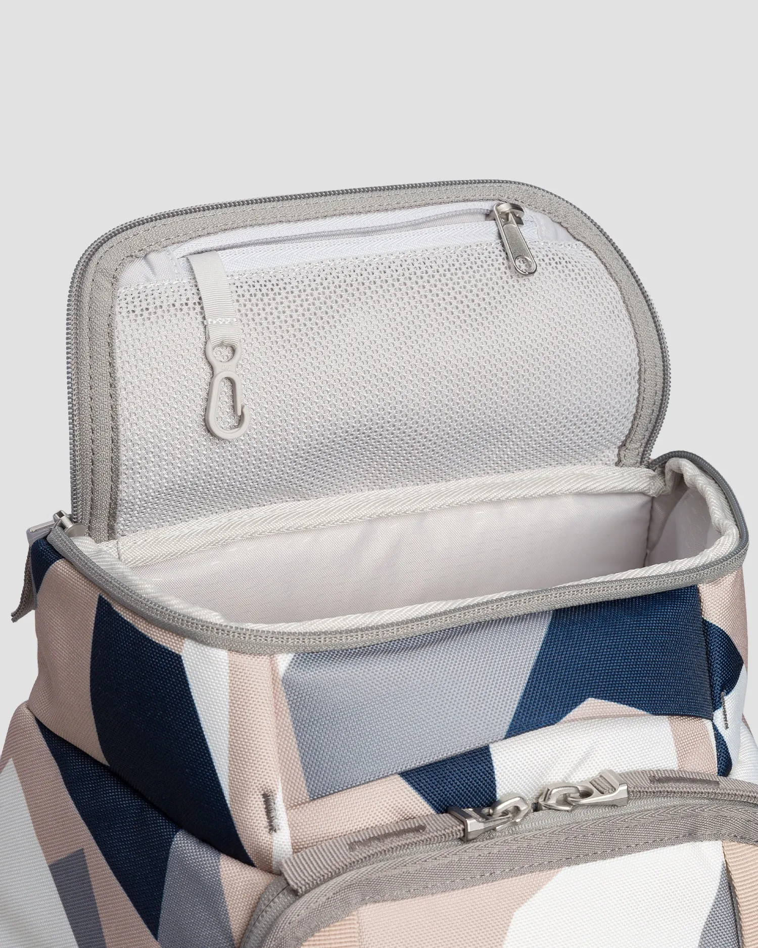 Db Hugger Backpack 30L 1000176009201-92