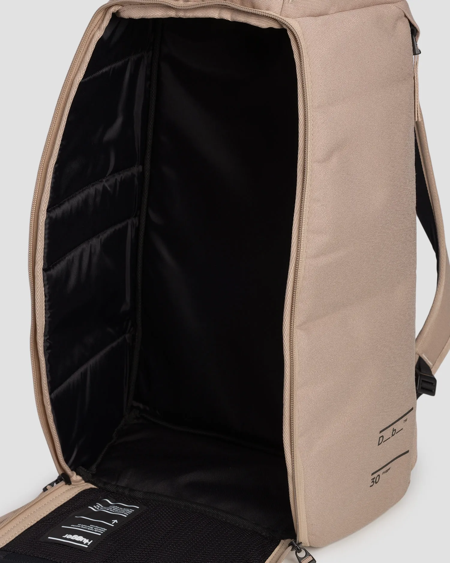 Db Hugger Backpack 30L 1000176101501-1015