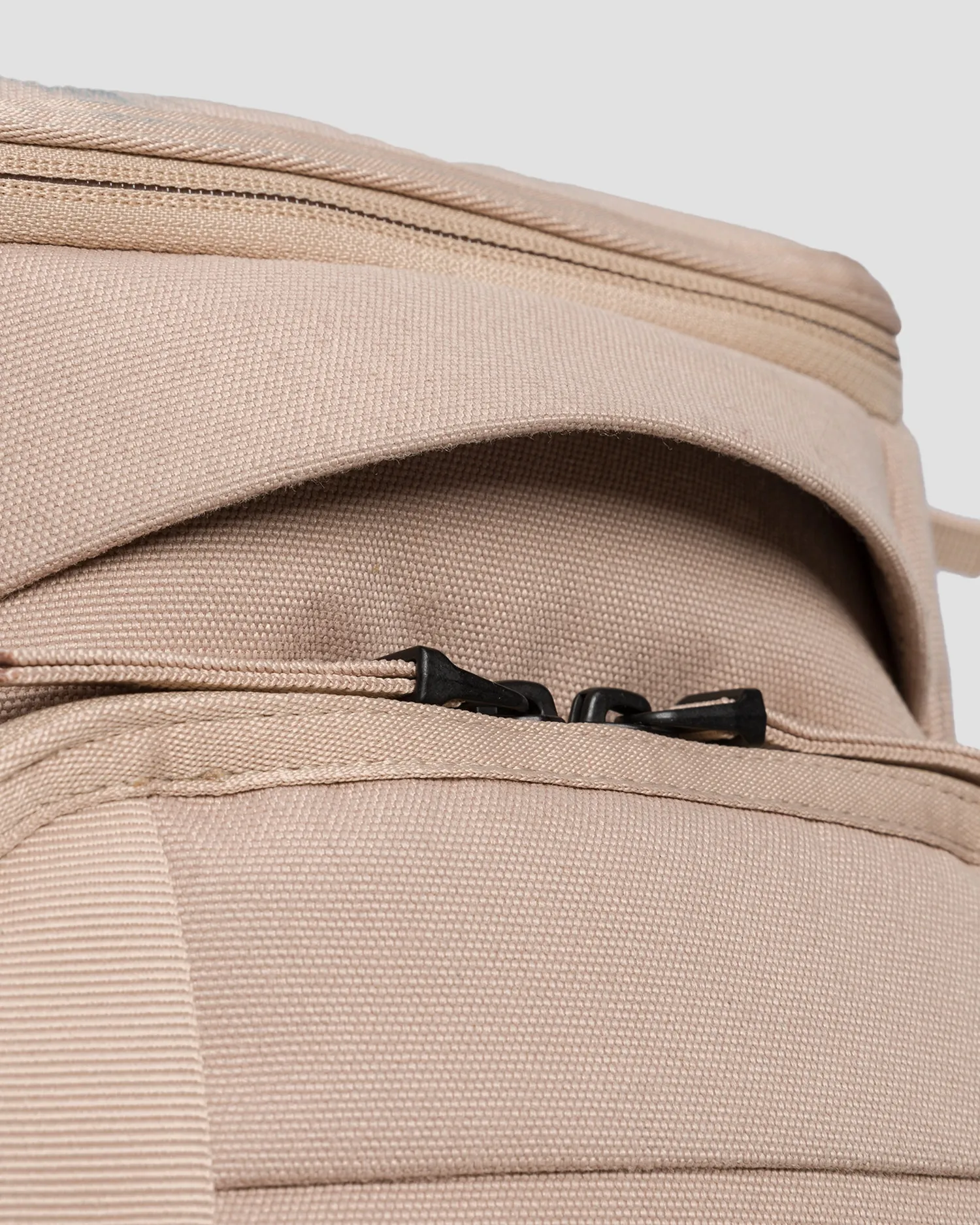 Db Hugger Backpack 30L 1000176101501-1015