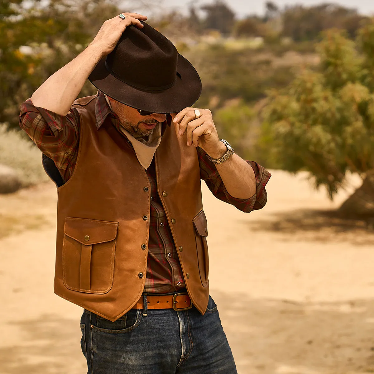 Dillon Vest No. 64 | LE Saddle