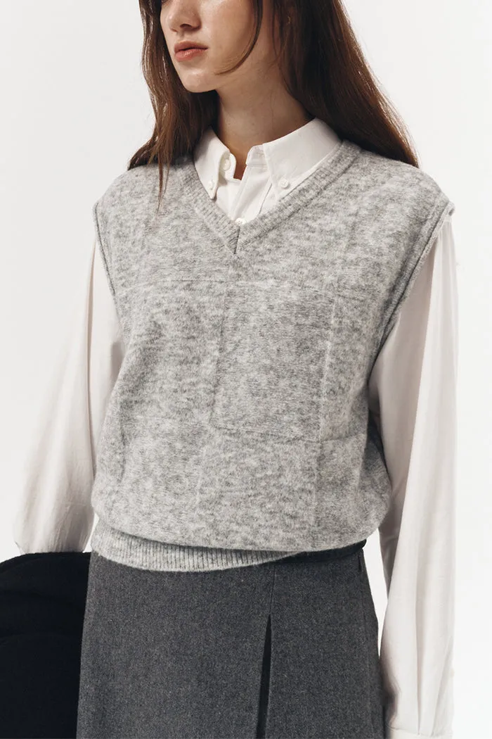 DIVIDE V-NECK WOOL VEST