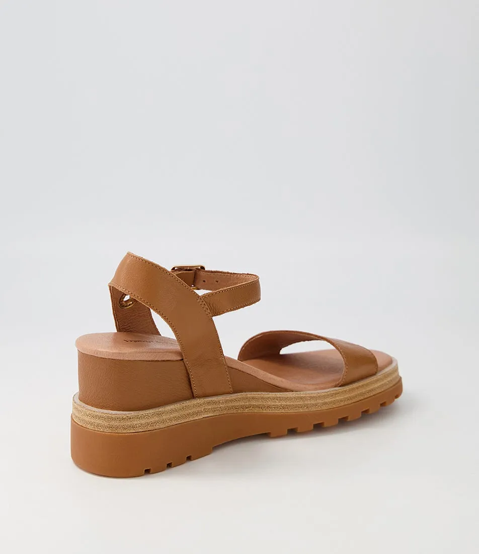 DJANGO & JULIETTE Boogly Dark Tan Leather Sandals