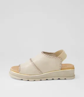 DJANGO & JULIETTE Carlenet Almond Champagne Leather Sandals