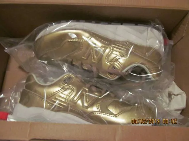 Ds women's size 5.5 ! new balance 580 
