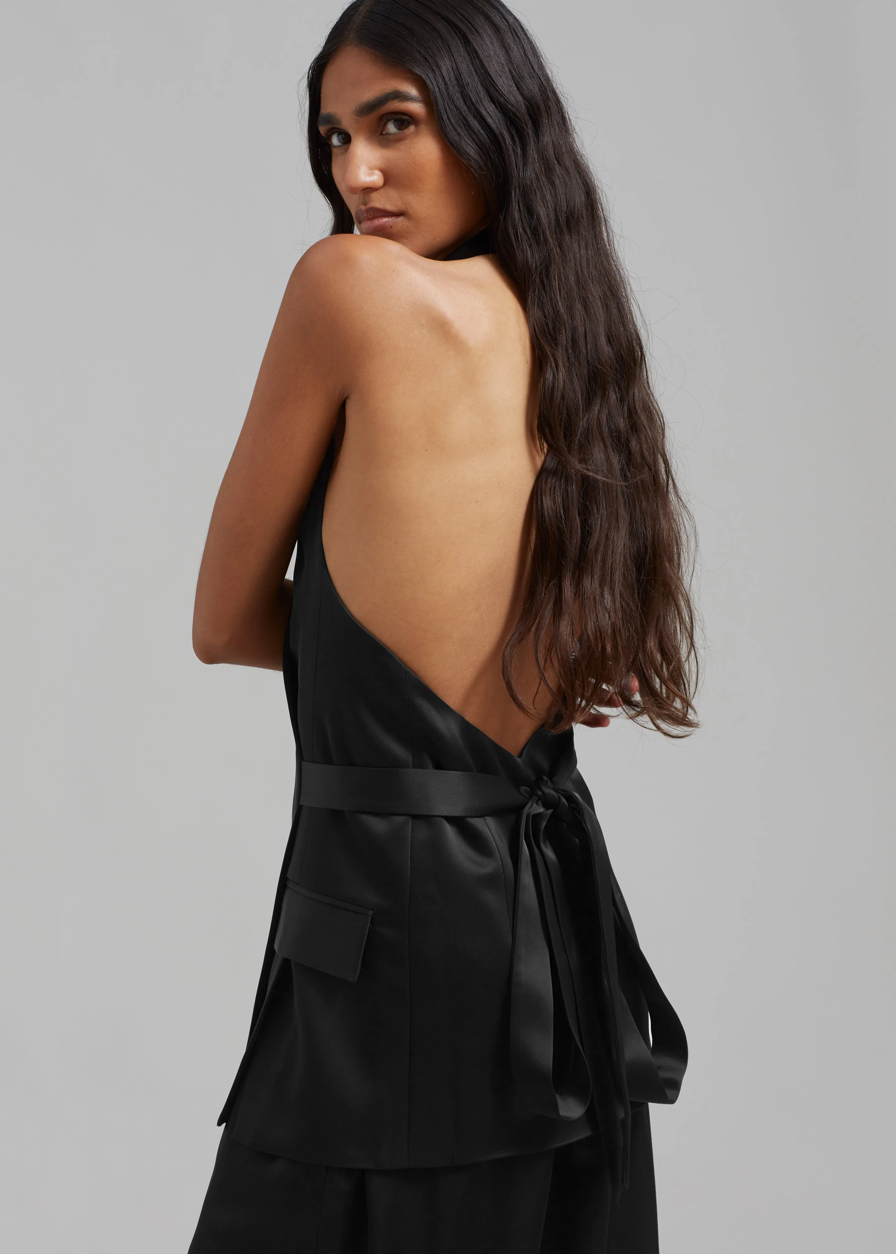 Esse Studios Mono Envelope Vest - Black