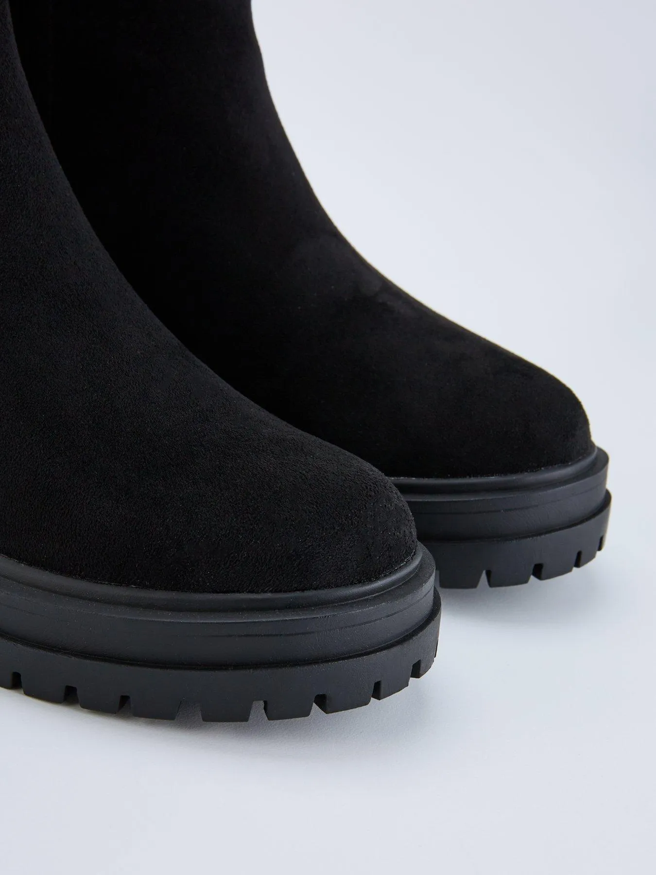 Everyday Cleated Sole Ankle Boot With Gold Clip