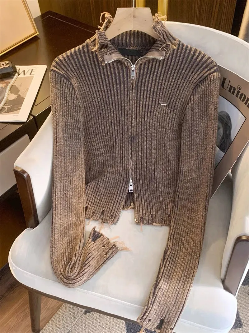 French Style Knitwear Women's 2023 New Autumn Style Old Frayed Khaki Zipper High Collar Lazy Style Cadigan V1133