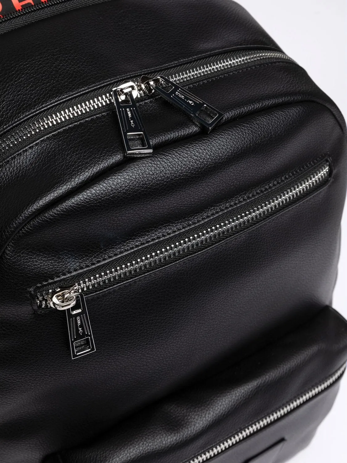 HAMMERED-EFFECT PU BACKPACK