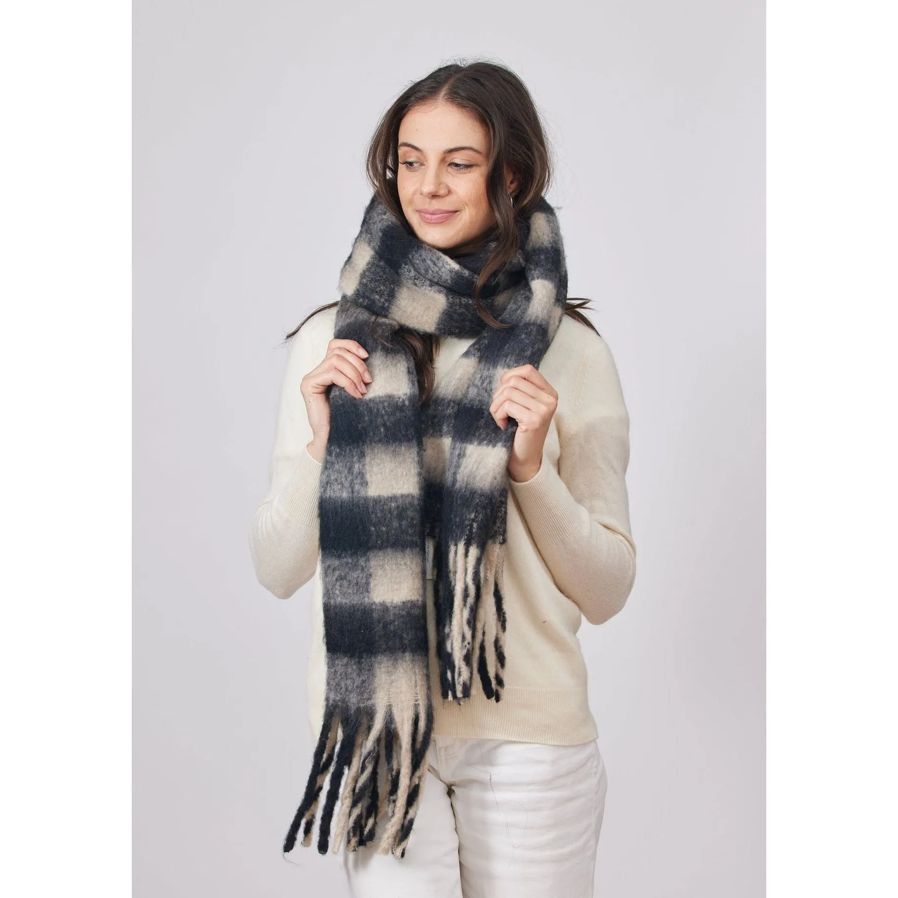   Hat Attack Elle Plaid Scarf in Black Combo   