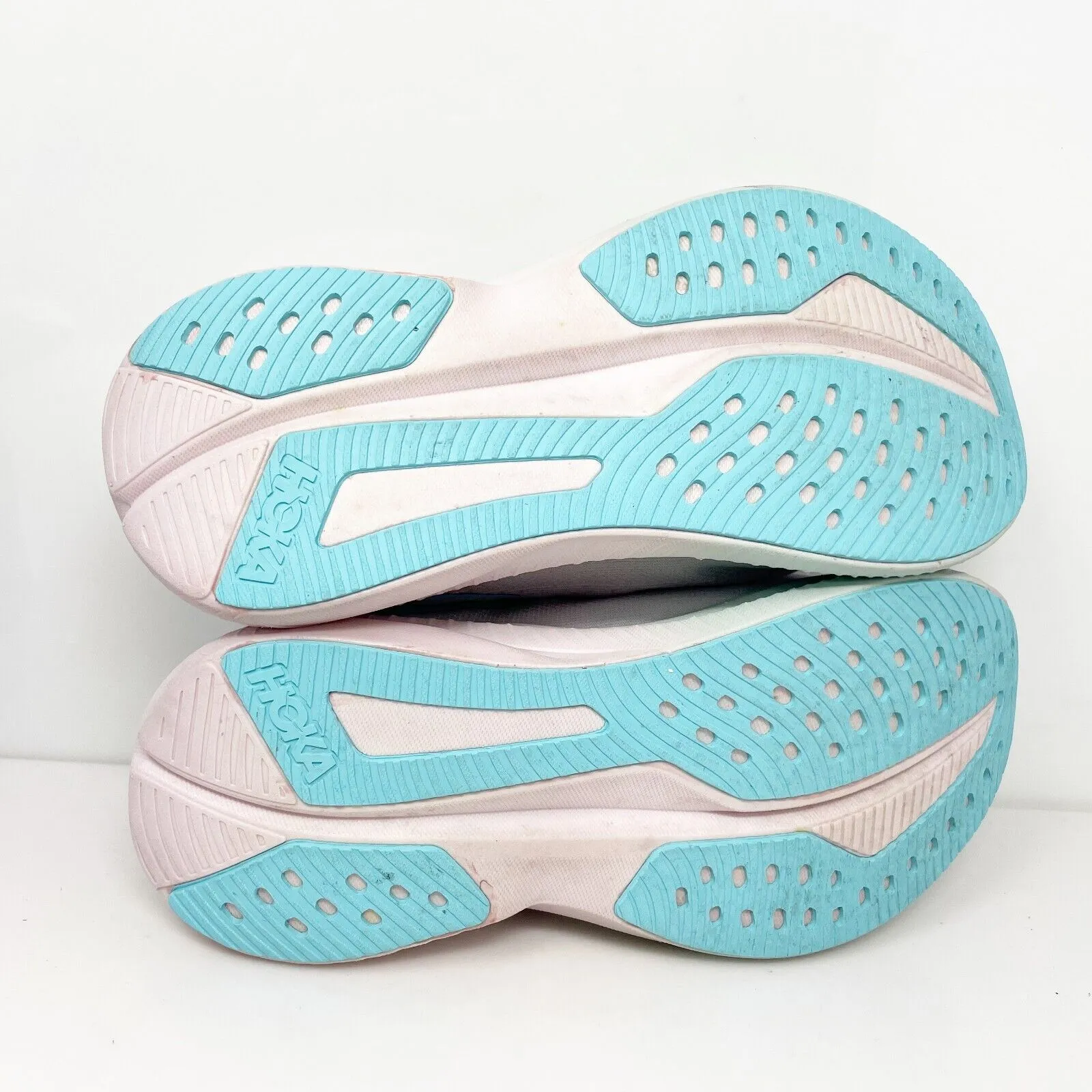 Hoka One One Womens Mach 6 1147834 FTRS White Running Shoes Sneakers Size 7 D