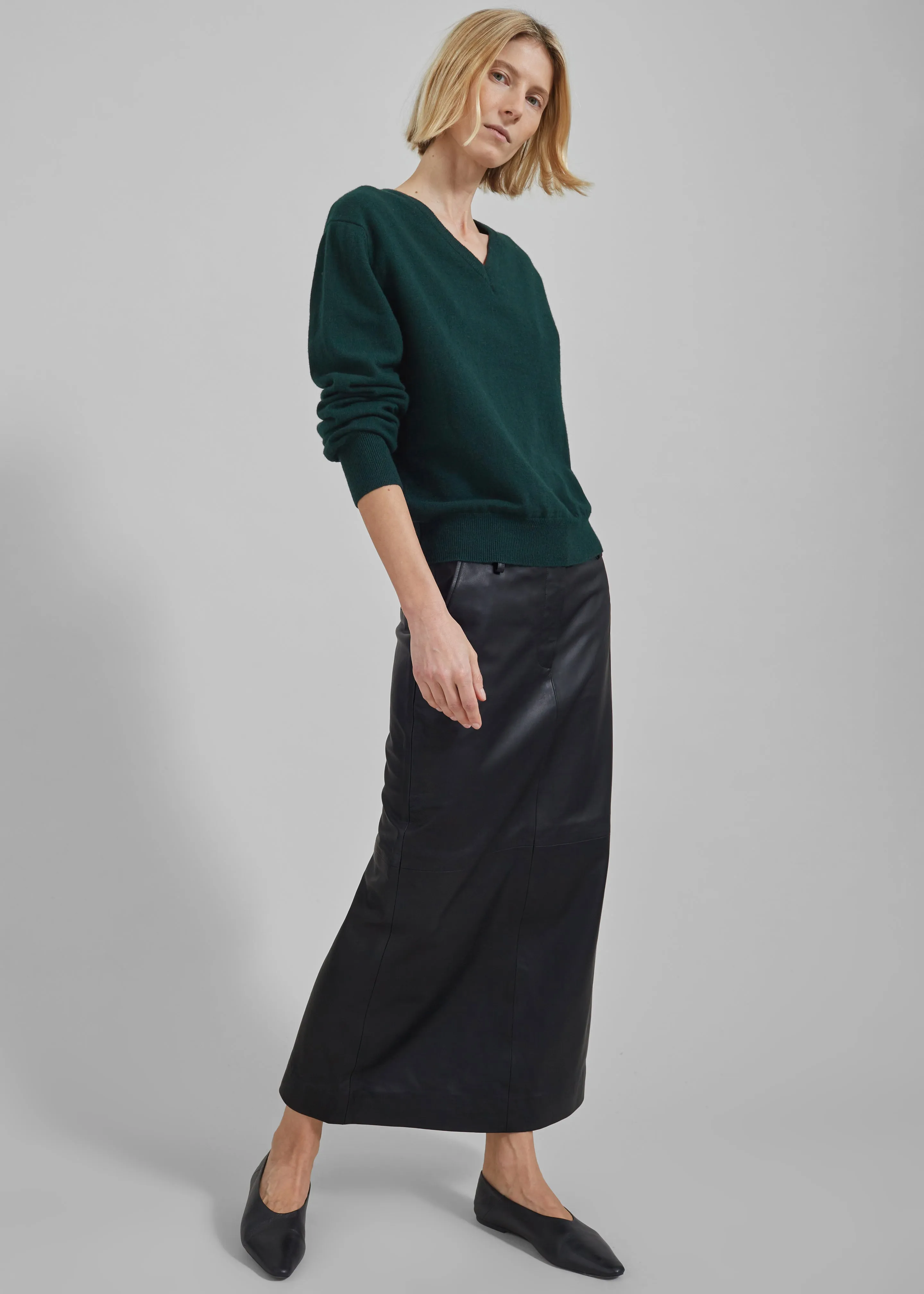 Jada V-Neck Sweater - Forest Green