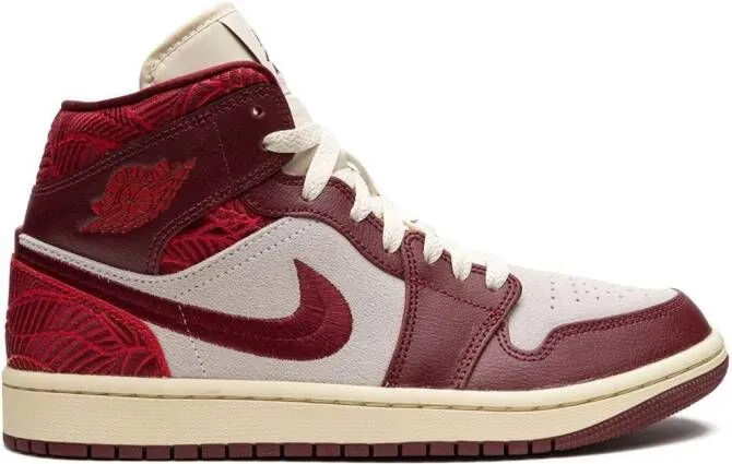 Jordan Air 1 Mid 