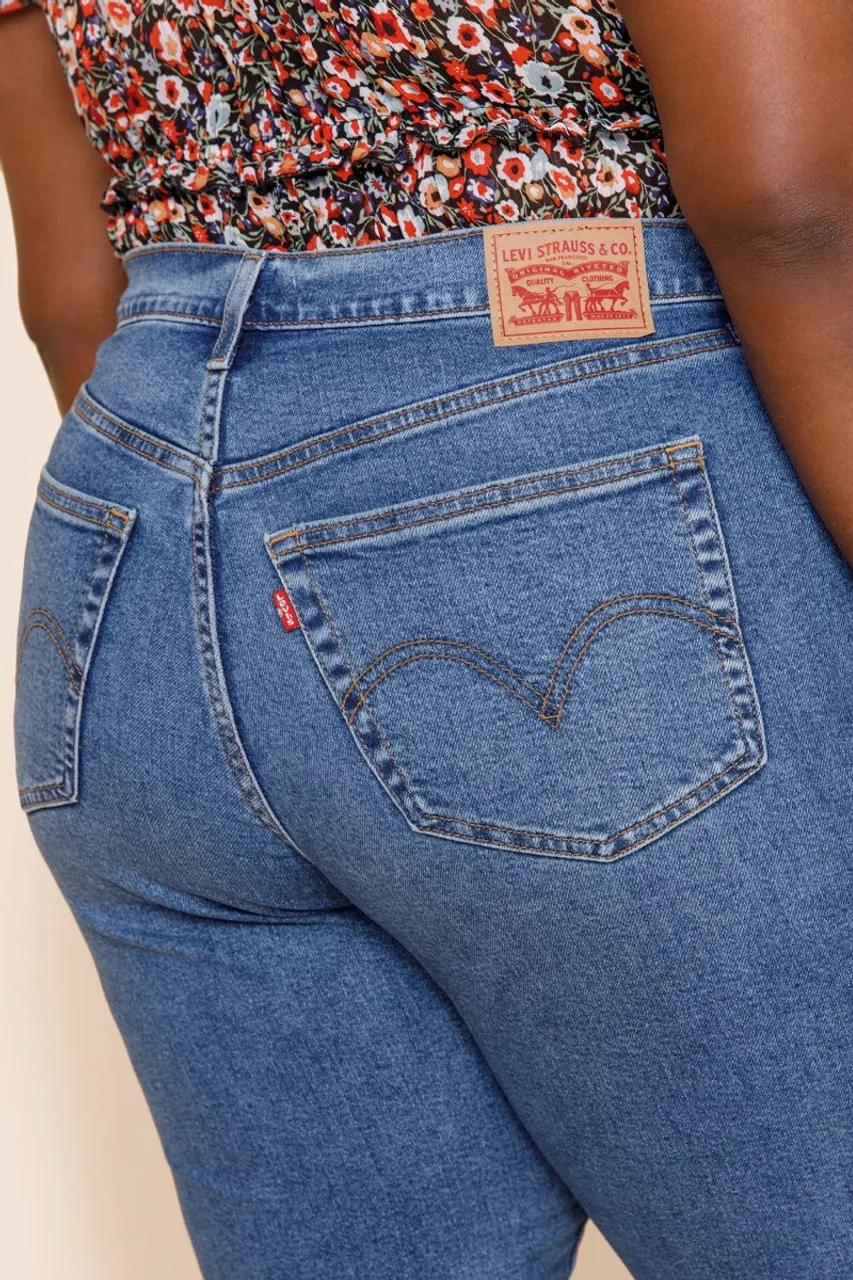 Levi's® High Rise Cropped Straight Leg Jeans