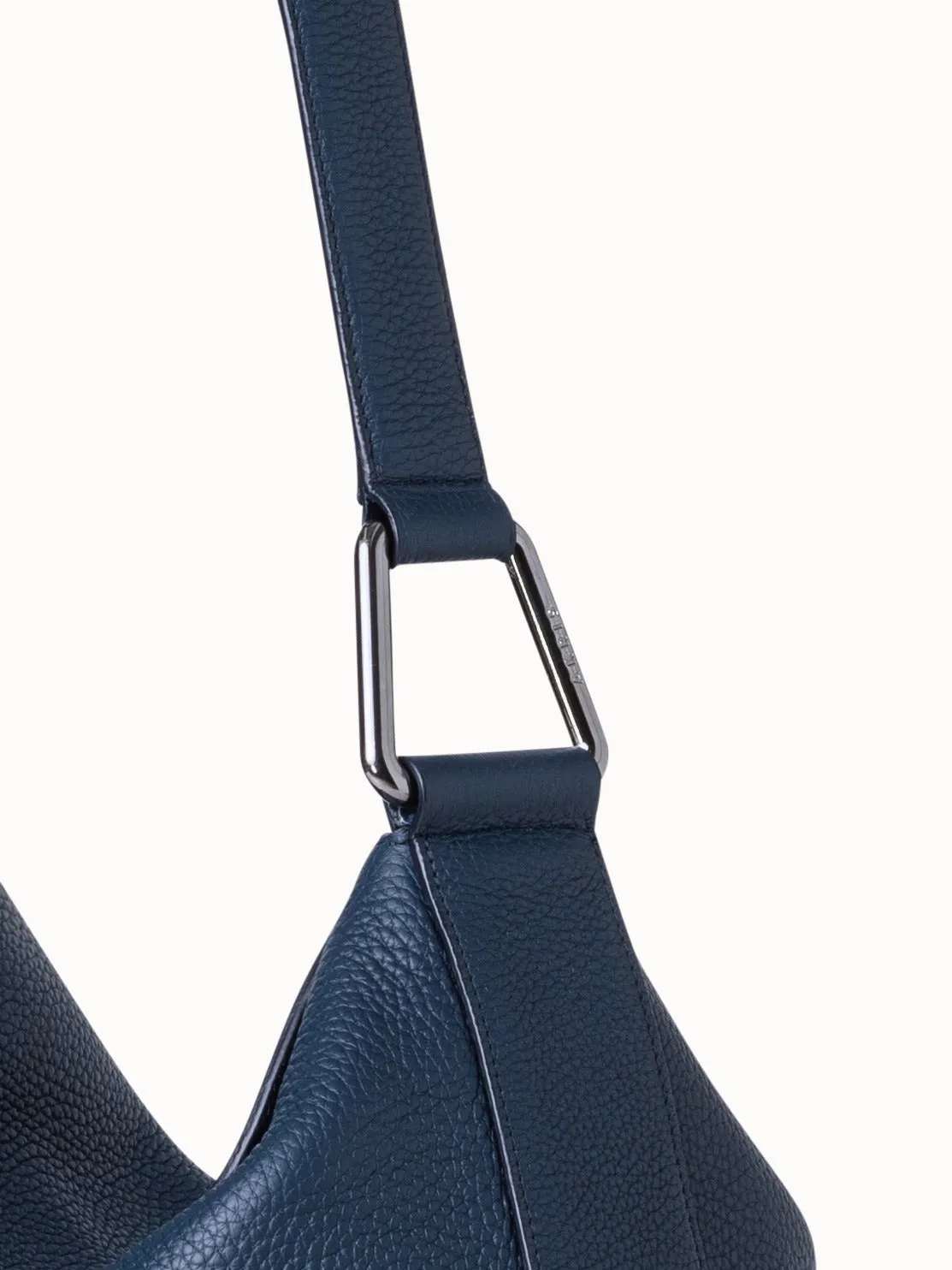 Medium Anna Hobo Bag in Leather