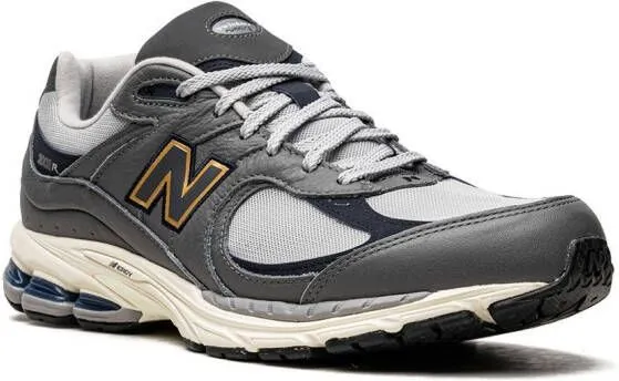 New Balance 2002R 