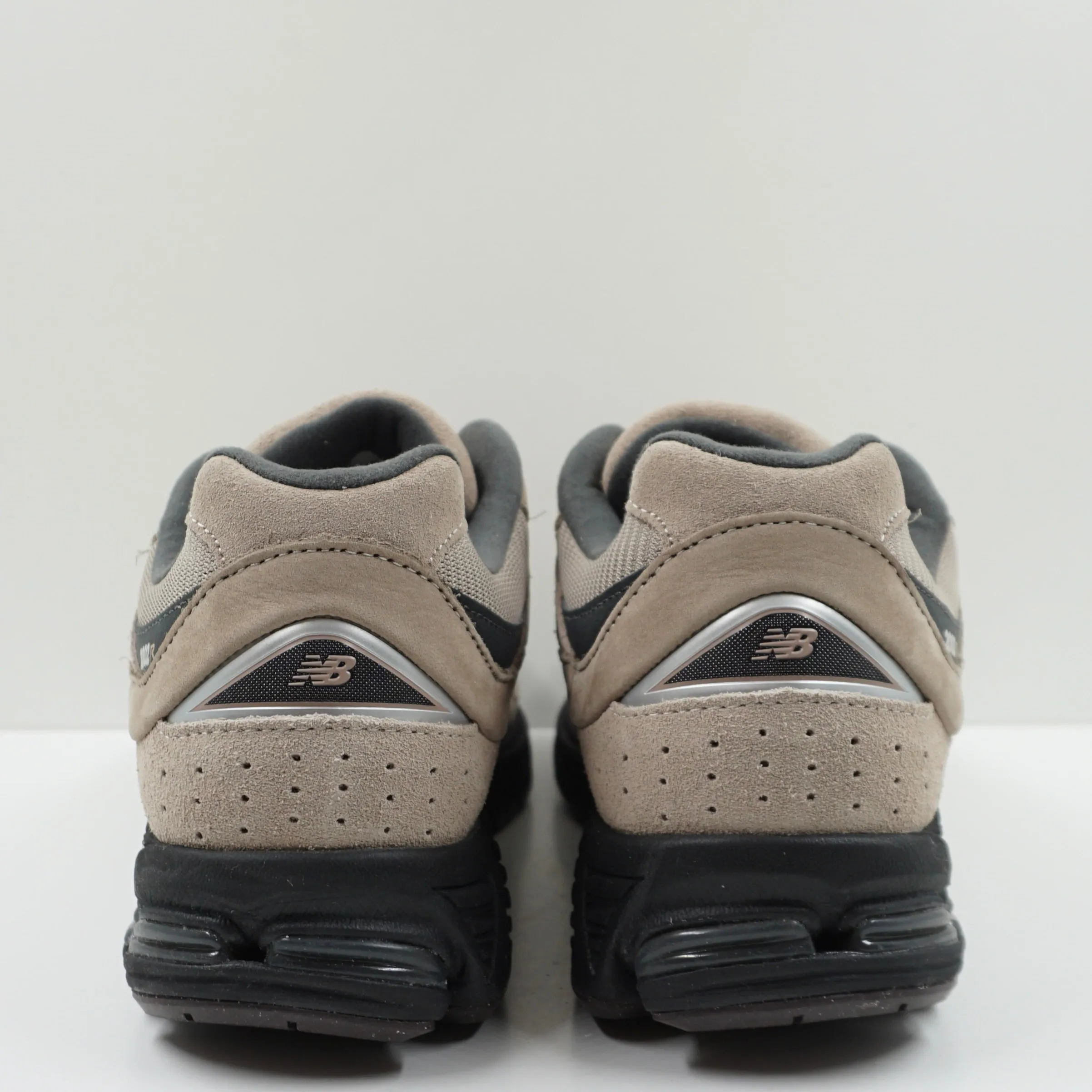 New Balance 2002R Driftwood