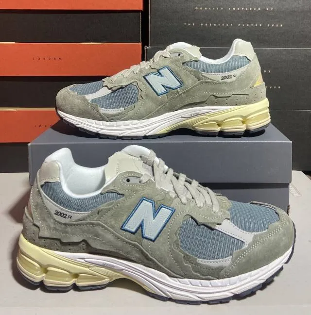 New Balance 2002R Refined Future Mirage Grey