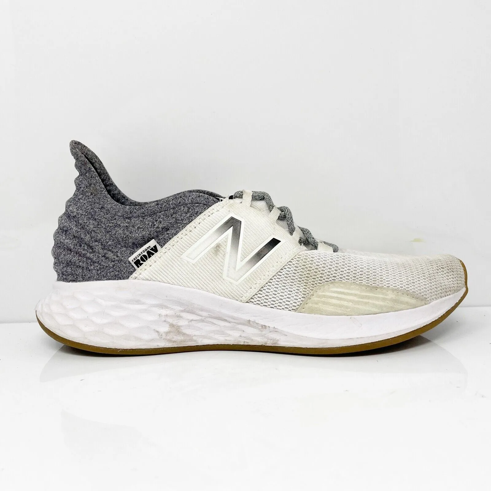 New Balance Womens Fresh Foam Roav WROAVTW White Running Shoes Sneakers Size 8 B