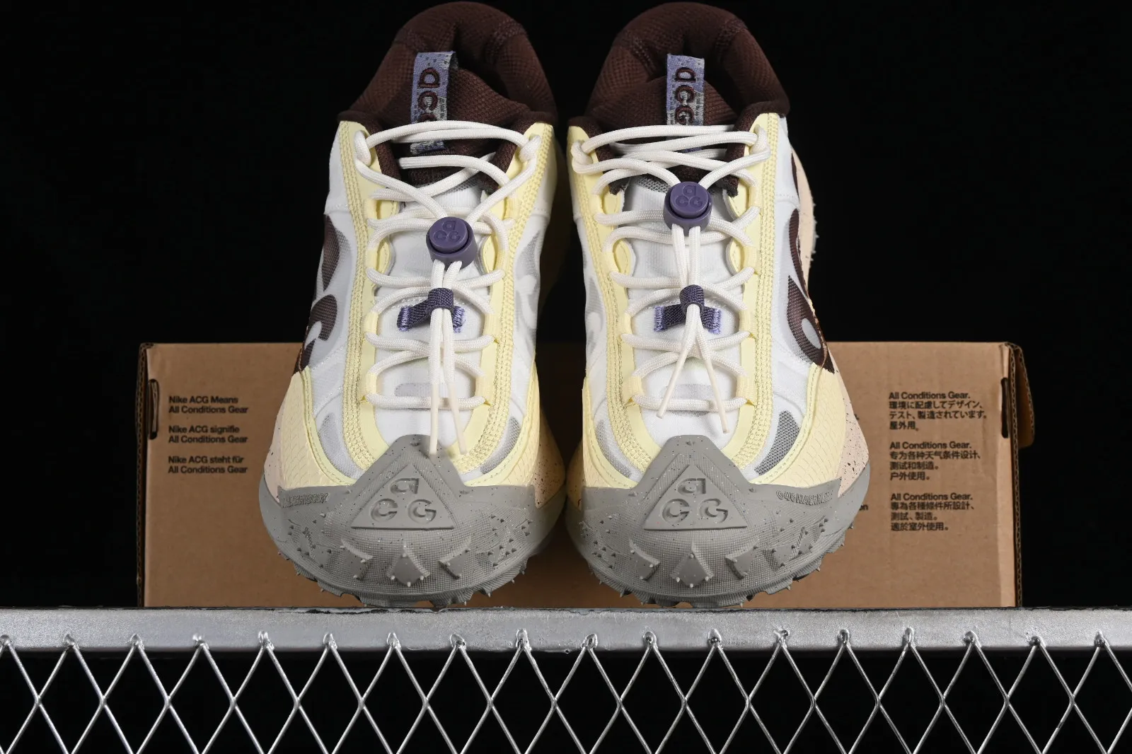 Nike ACG Mountain Fly 2 Low GTX SE Cream White Grey Brown Yellow FH5700-121