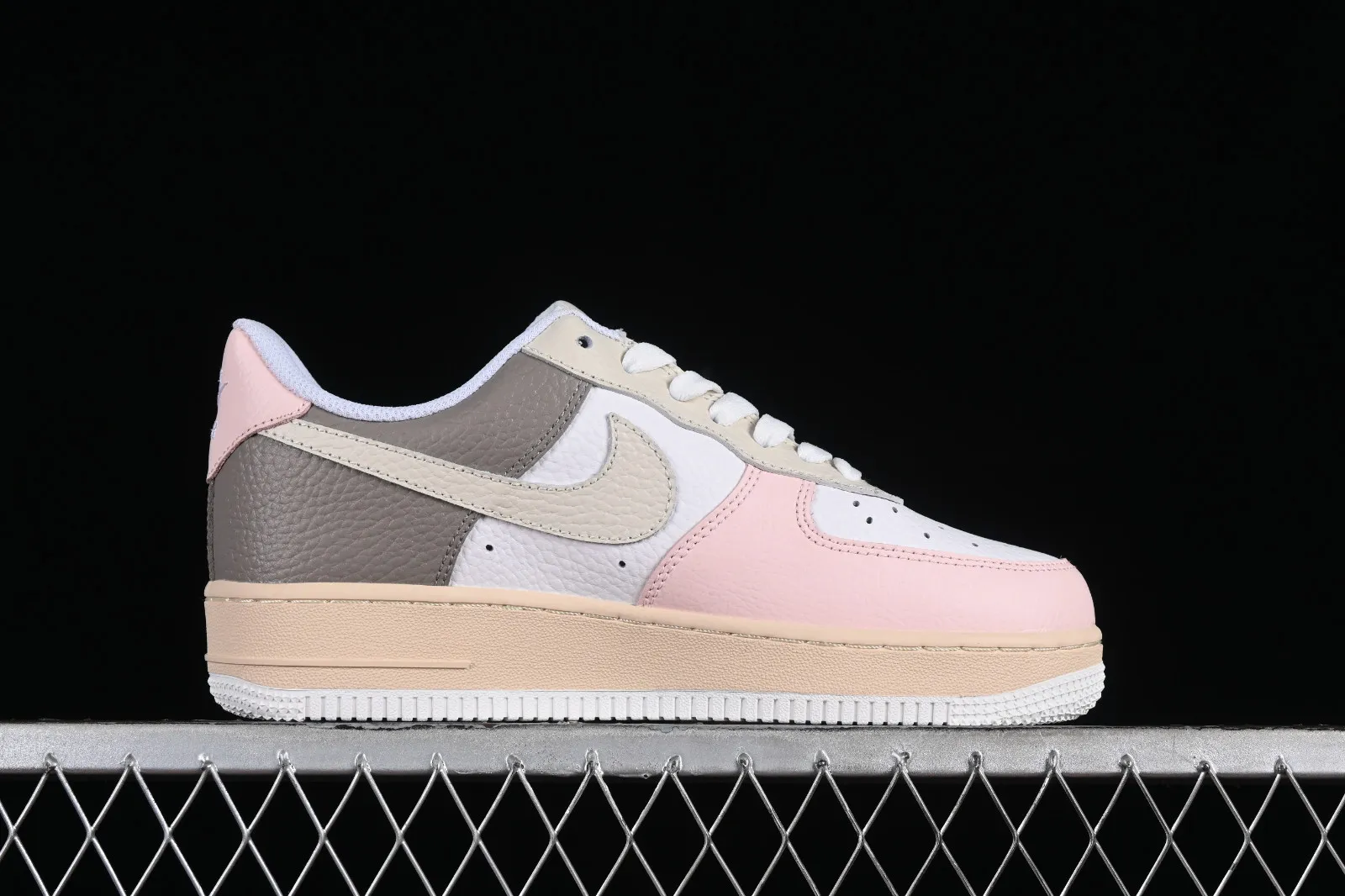 Nike Air Force 1 07 Low Valentines Day Brown Pink White TY0301-222