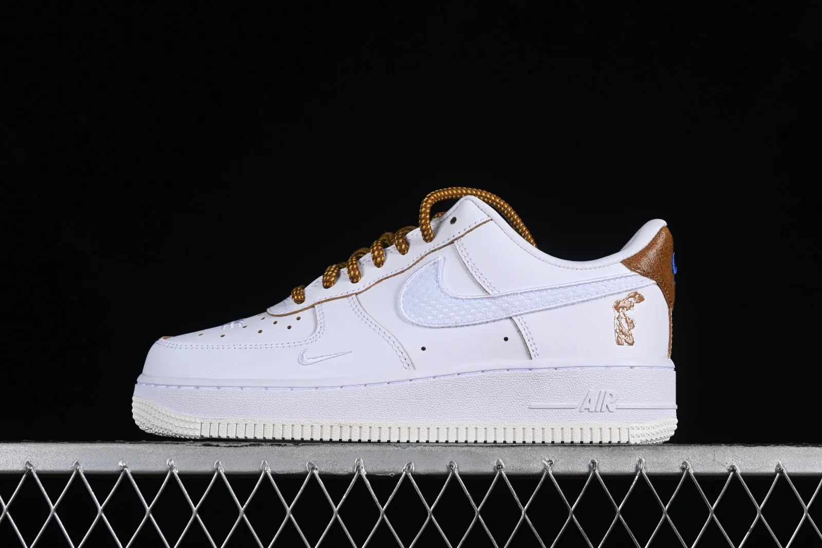 Nike Air Force 1 Low 1972 Goddess of Victory White Brown HF5716-111