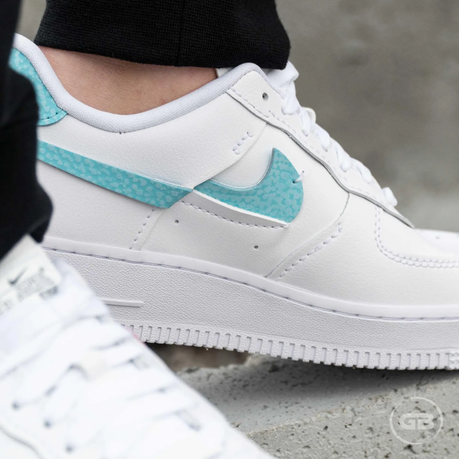 Nike Air Force 1 LXX ''Pink/Blue Snakeskin''