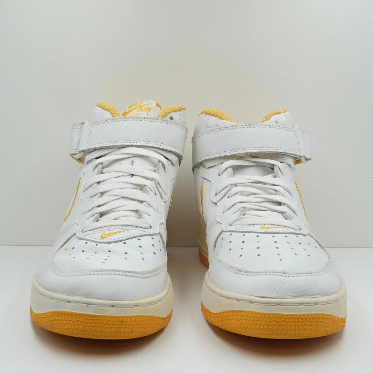 Nike Air Force 1 Mid University Gold (2001)