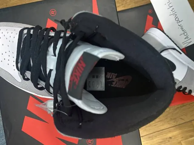 Nike Air Jordan 1 Retro High OG Smoke Grey