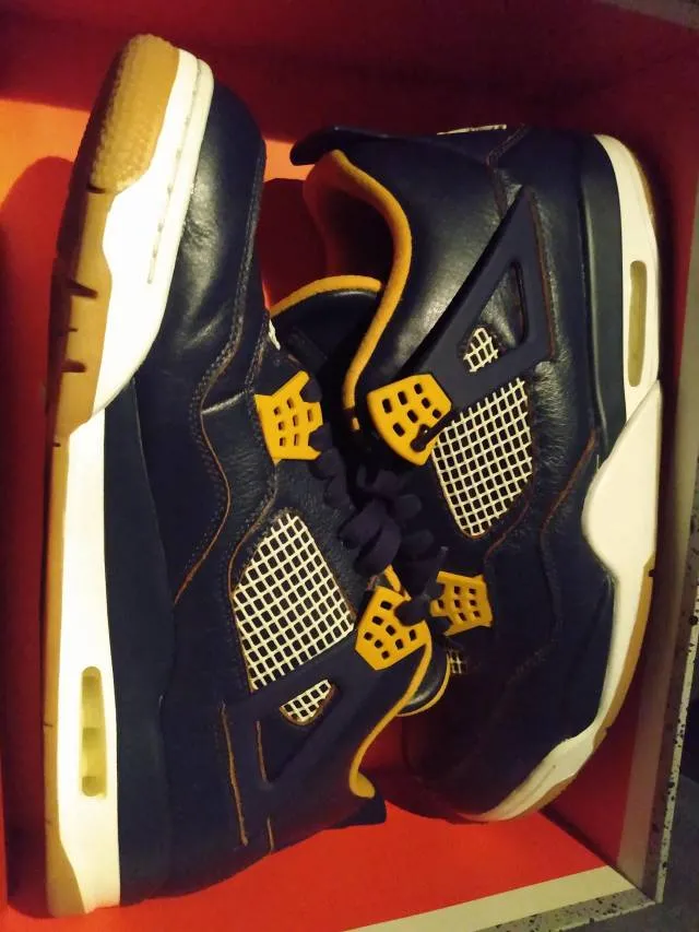 Nike air jordan retro 4
