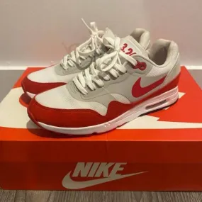 Nike Air Max 1 Anniversary University Red