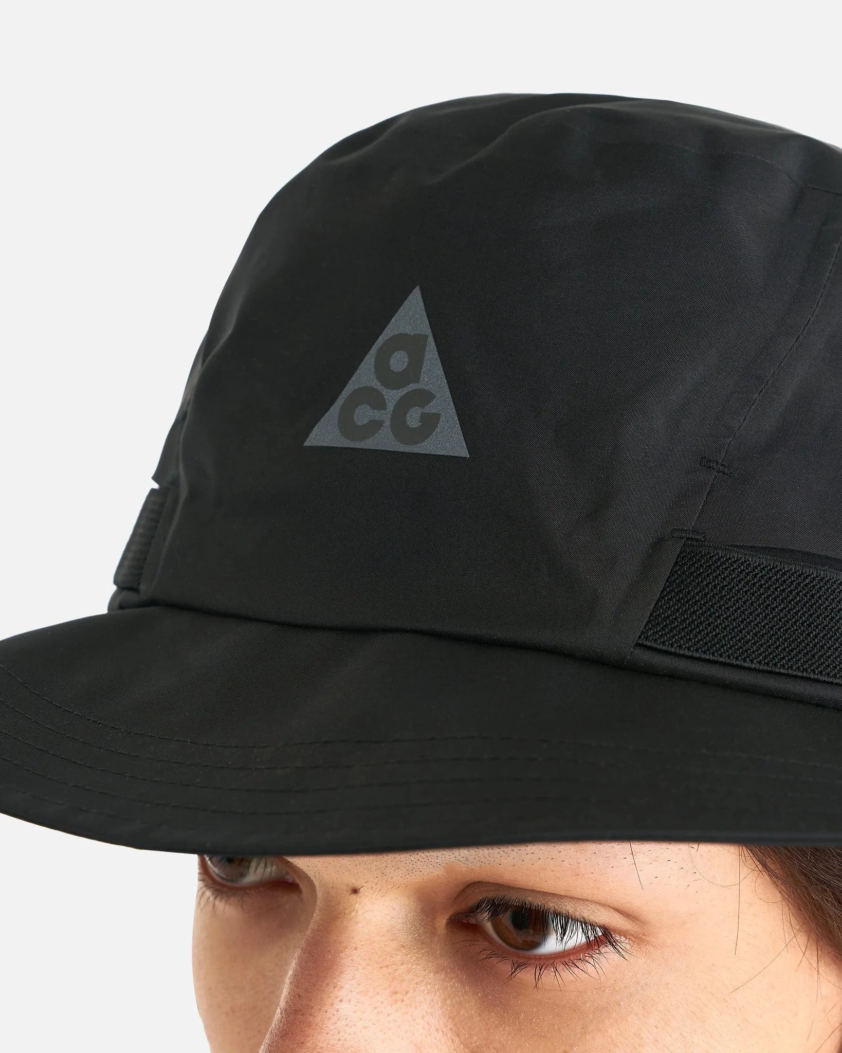 Nike Apex ACG Bucket Hat in Black