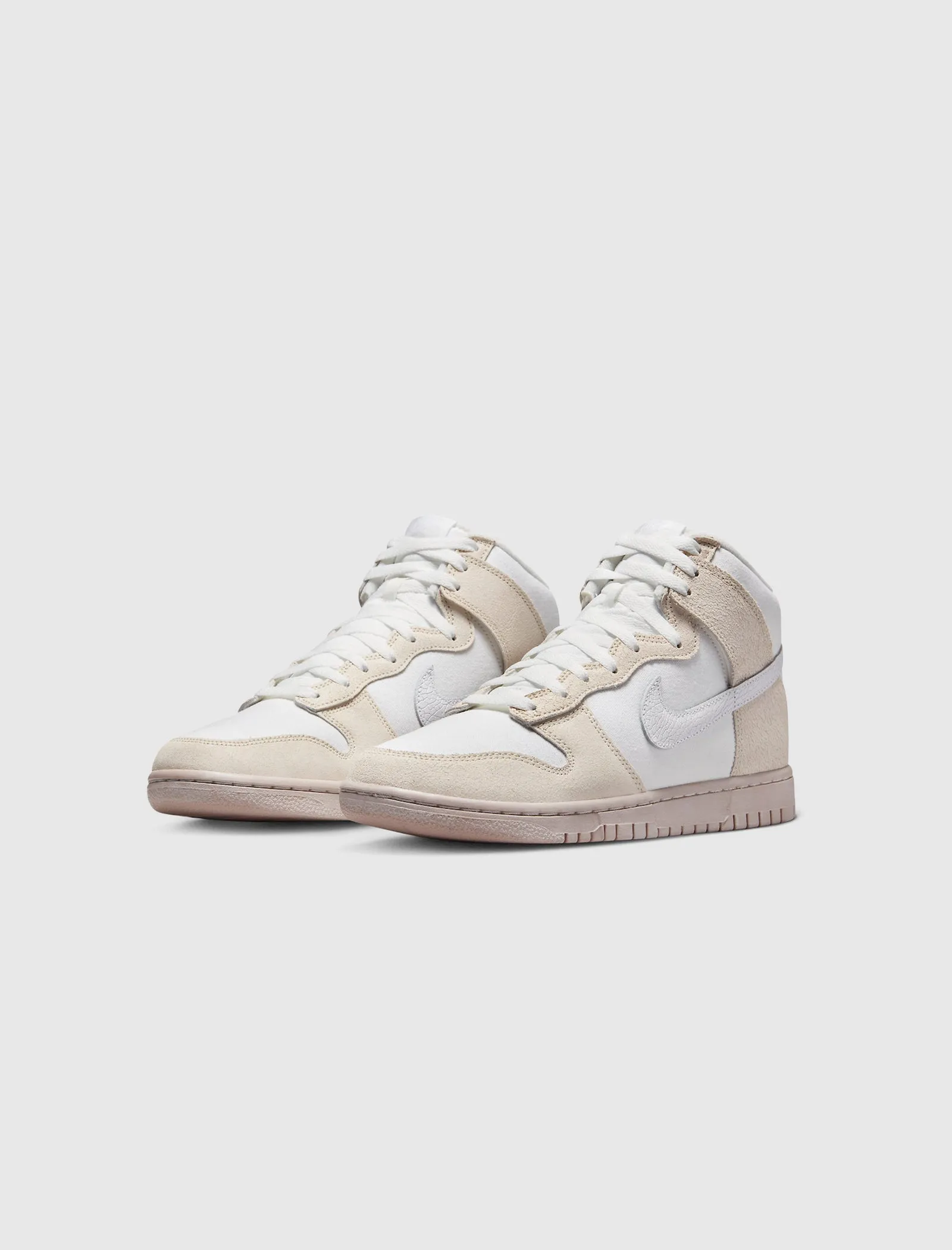 NIKE DUNK HIGH RETRO 