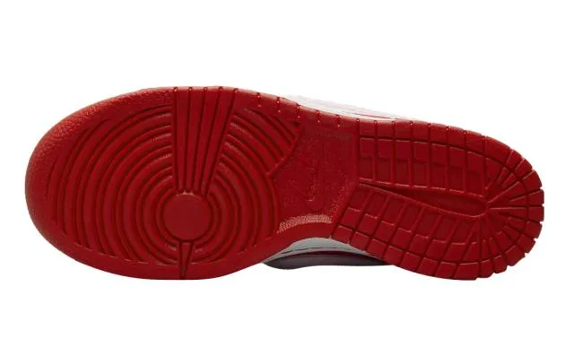 Nike Dunk Low GS Valentine’s Day