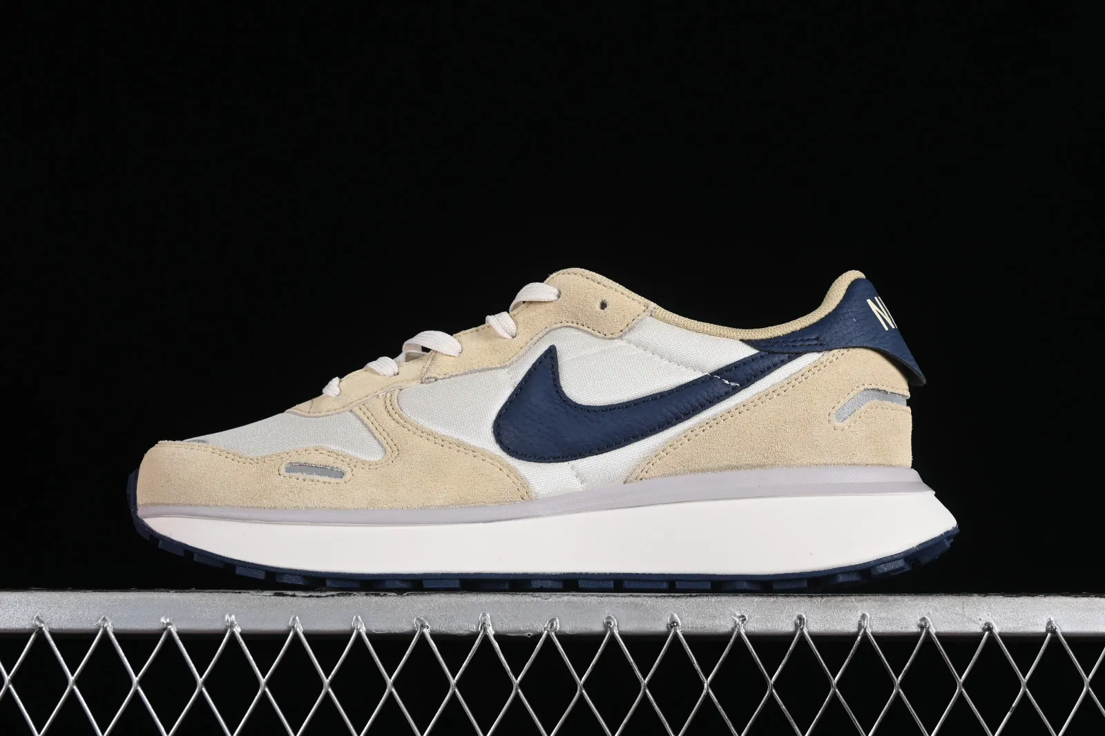 Nike Phoenix Waffle Beige Light Orewood Brown Light Iron Ore Midnight Navy FD2196-101