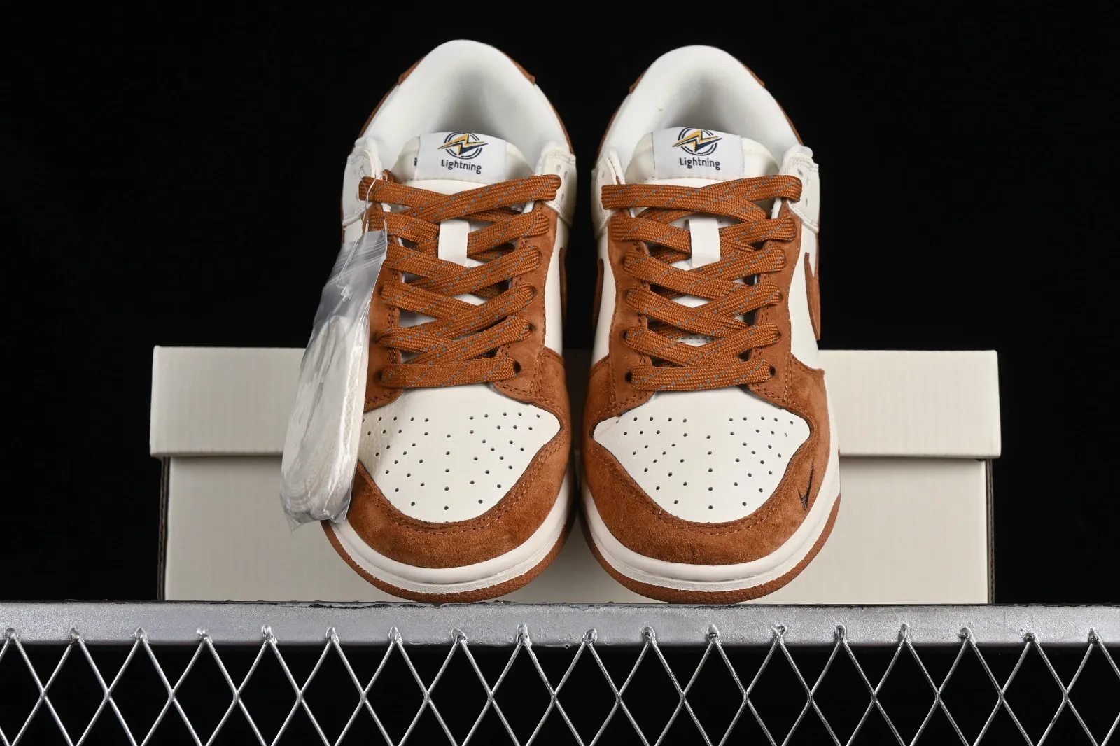 Nike SB Dunk Low Brown Beige XD1688-031