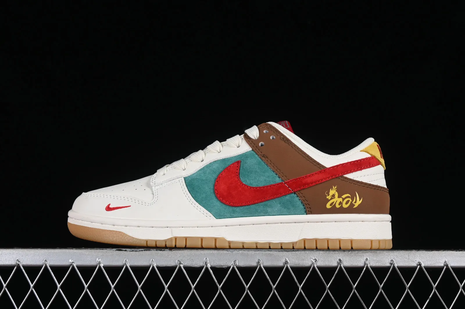 Nike SB Dunk Low CNY Off White Brown Red Green GJ8309-933